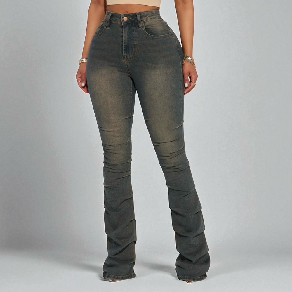 Stacked Bootcut Jeans - Dark Wash